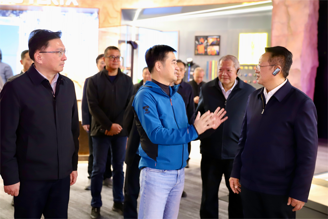 中华慈善总会会长唐承沛一行到安踏集团调研